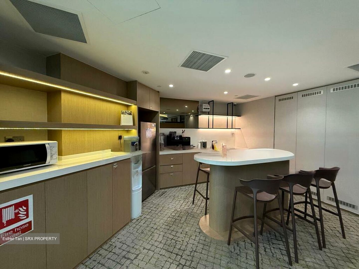 Hub Synergy Point (D2), Office #494415201